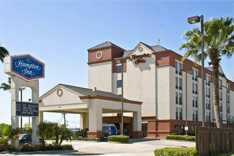 Courtyard By Marriott Houston Hobby Airport Exterior foto